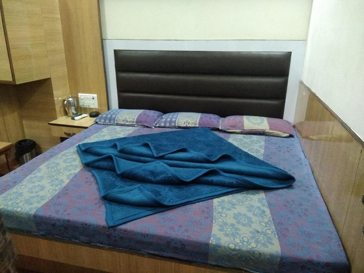 Silver Palace Hotel 뉴델리 외부 사진